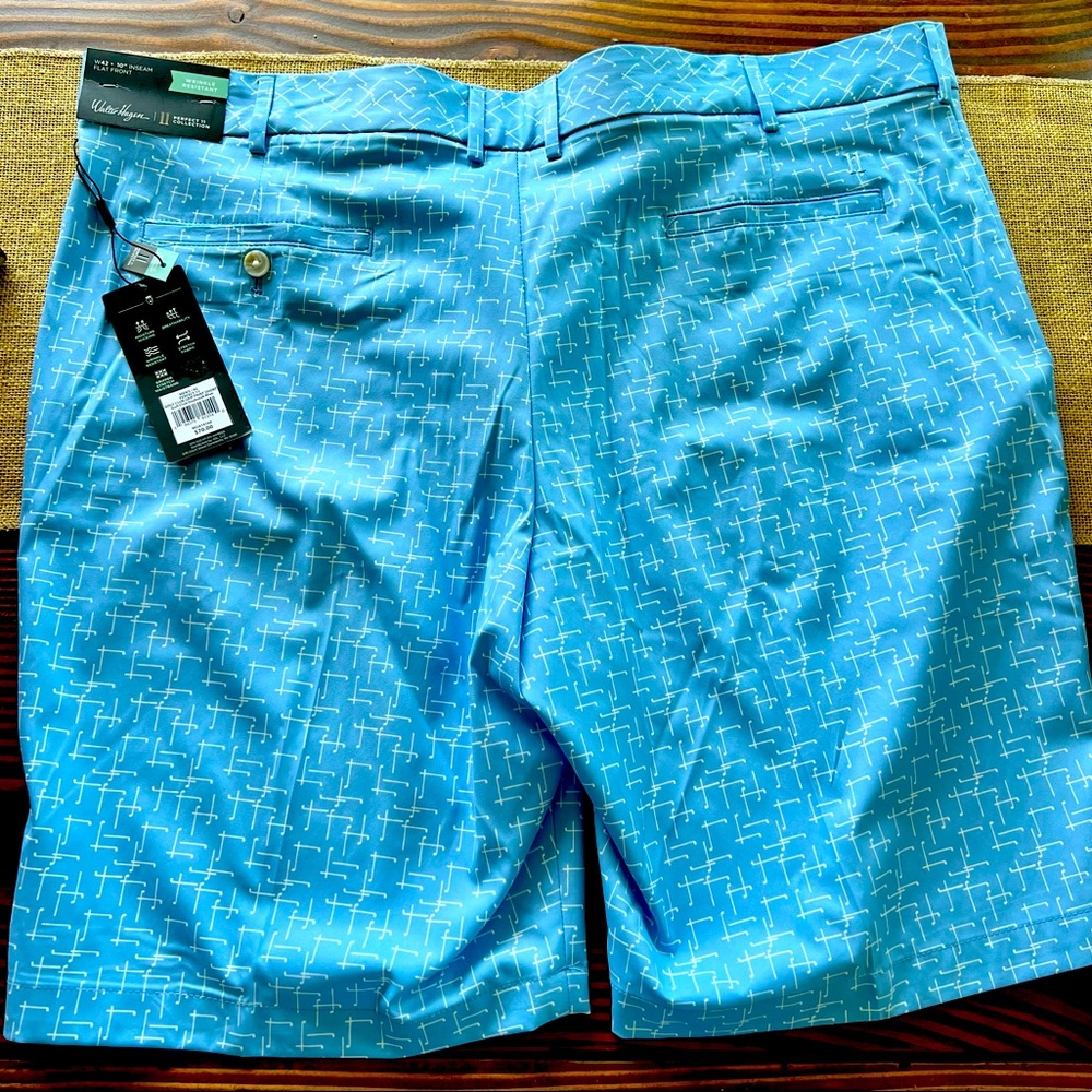 NWT size 42 Walter Hagen golf shorts!